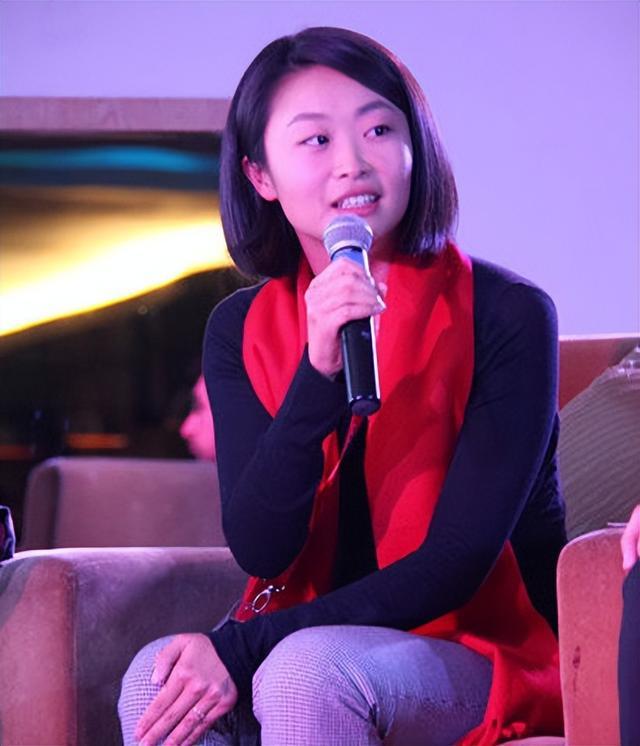 母亲是敬一丹父亲是亿万富豪她嫁英国老公后把公益当成事业(图5)