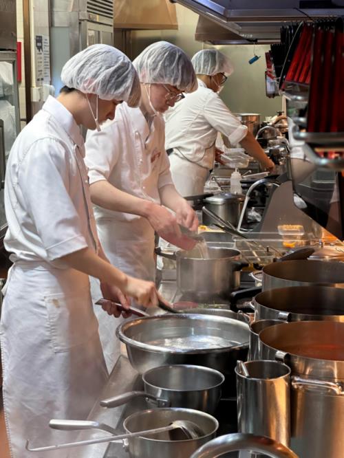 风波100天后停止补贴 西贝生意到底怎么样(图3)