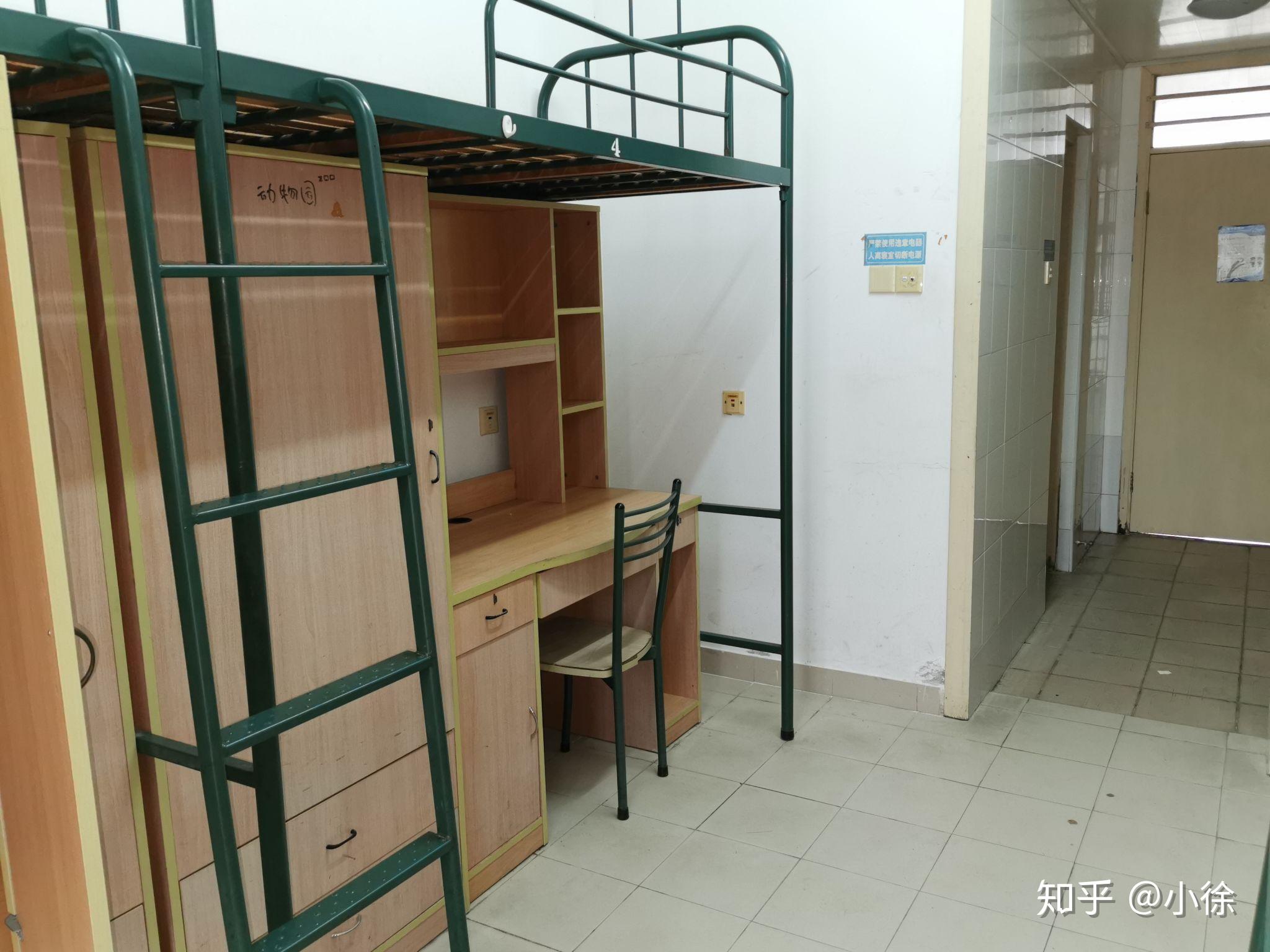 2025最新老人做过大手术后需要长期专业康复和护理？北京光大汇晨科丰老年公寓术后专业康复训练(图1)