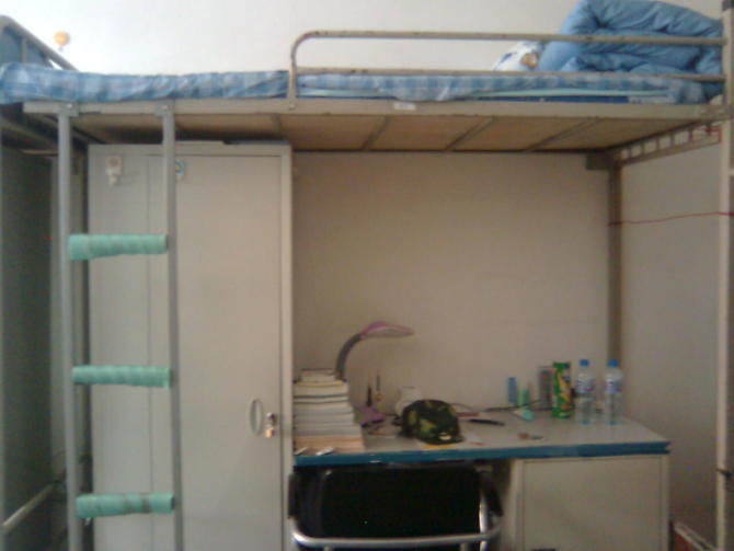 母亲骨折术后需全天候照护没时间陪床求推荐带24小时护工的养老院？退休职工浦东公寓、星堡浦江养老社区2026最新(图1)