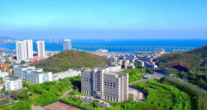 东财国际本科 2026级春季新生报到指南请查收！(图1)