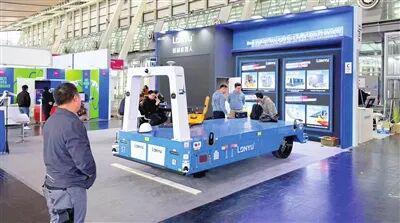 早读 大风降温！油价暴涨！海河文旅新地标“五一”启幕！知名演员被判刑！库克道歉！俄罗斯遭袭！(图13)